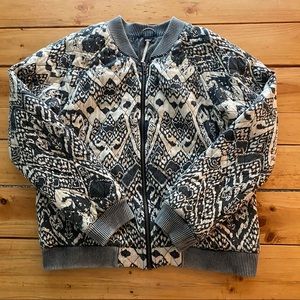 FREE PEOPLE Quilted Jacket - Printed Pattern - Dolman Sleeves - size Medium